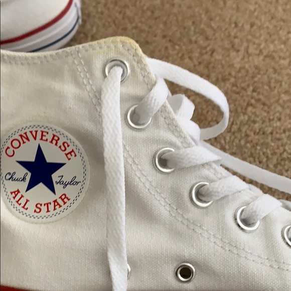 Converse Chick Taylor All Star White High Tops Sneakers  w studs sz 7 - Picture 4 of 6